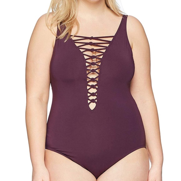 Bleu Rod Beattie Plus Size Skirted 1Piece Swimsuit - Picture 2 of 3